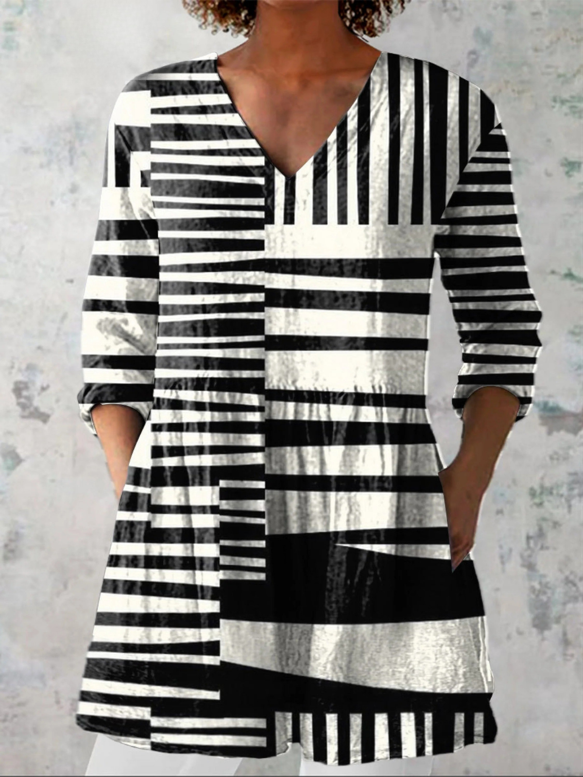 Grace | Long Blouse with V-Neck